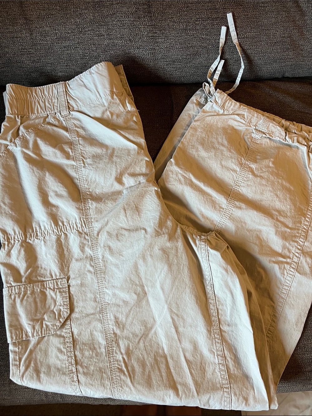 DKNY Lightweight Cargo Pants - Cream